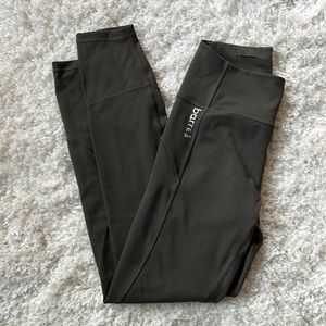 Lululemon X Barre3 Wunder Under High Rise
Olive Green Tight Size 4